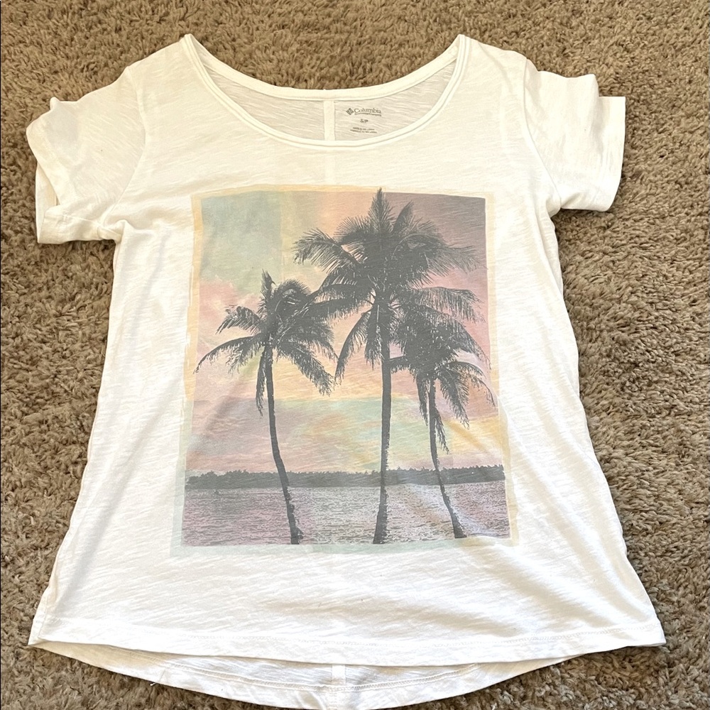 Columbia shirt white palm trees’